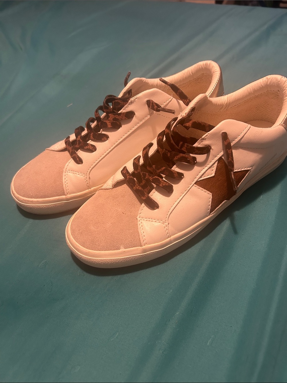 Vintage Havana White Sneakers with Beige Suede and Brown Star Accent